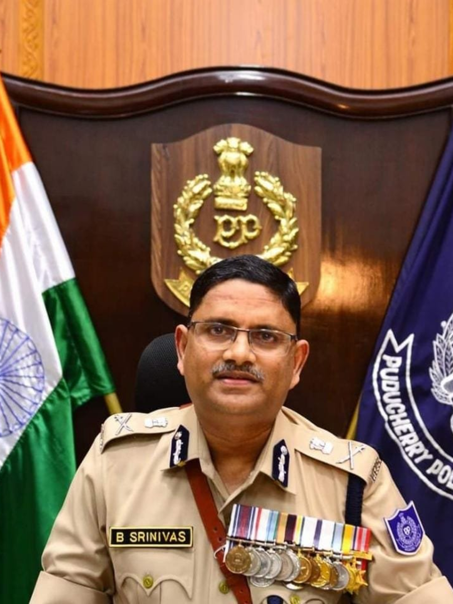 IPS B Srinivasan Appointed As NSG Chief, Check His UPSC Rank, Education ...