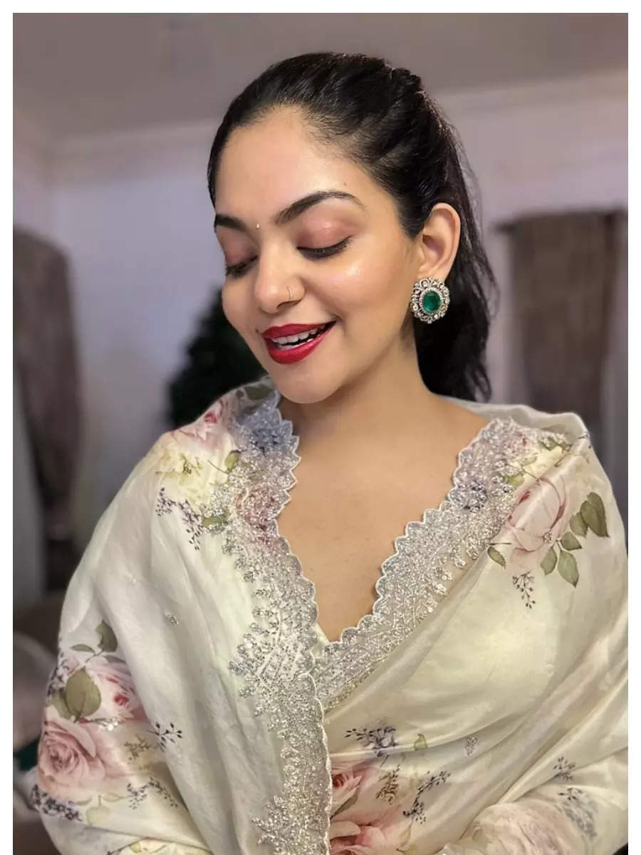 Ahaana Krishna’s dazzling pics to light up your Sundays | Times of India