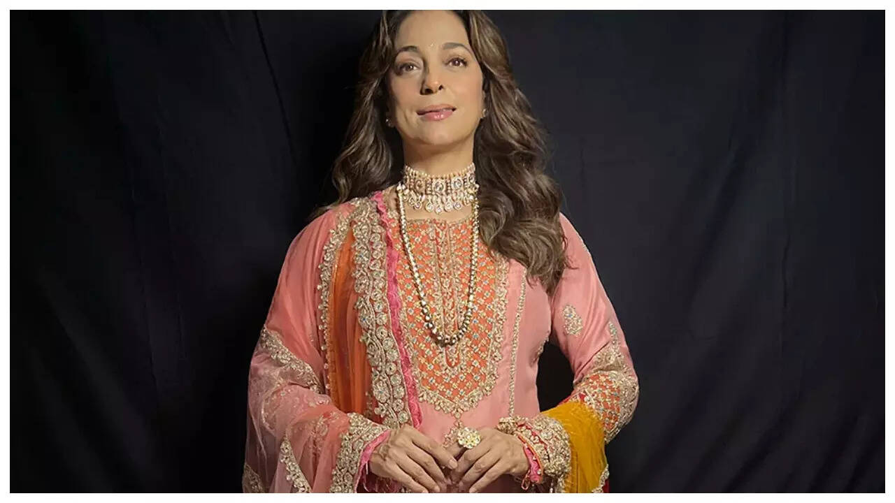 Juhi Chawla is the richest self-made woman, with a wealth of Rs 4,600 crore  | Hindi Movie News - Times of India