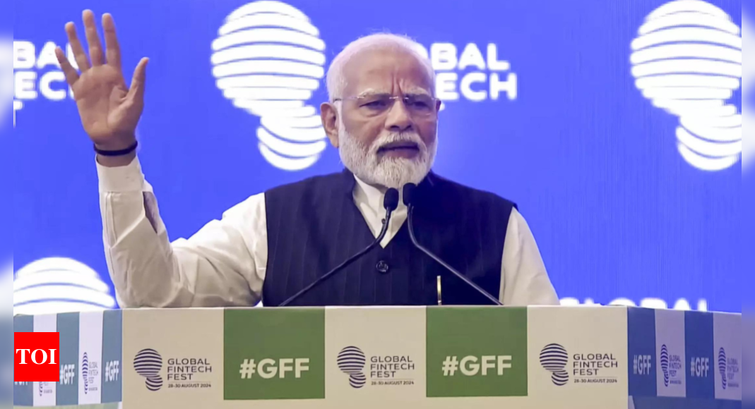 Modi Promotes Fintech Growth at Global Fest