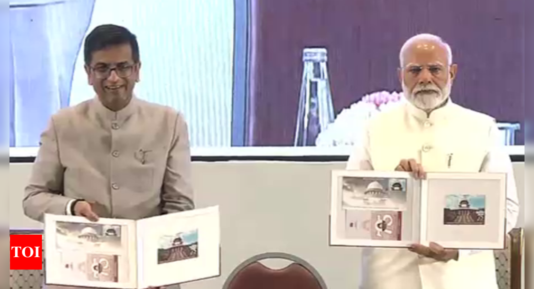 Modi Unveils Stamp for Supreme Court's 75th Anniversary