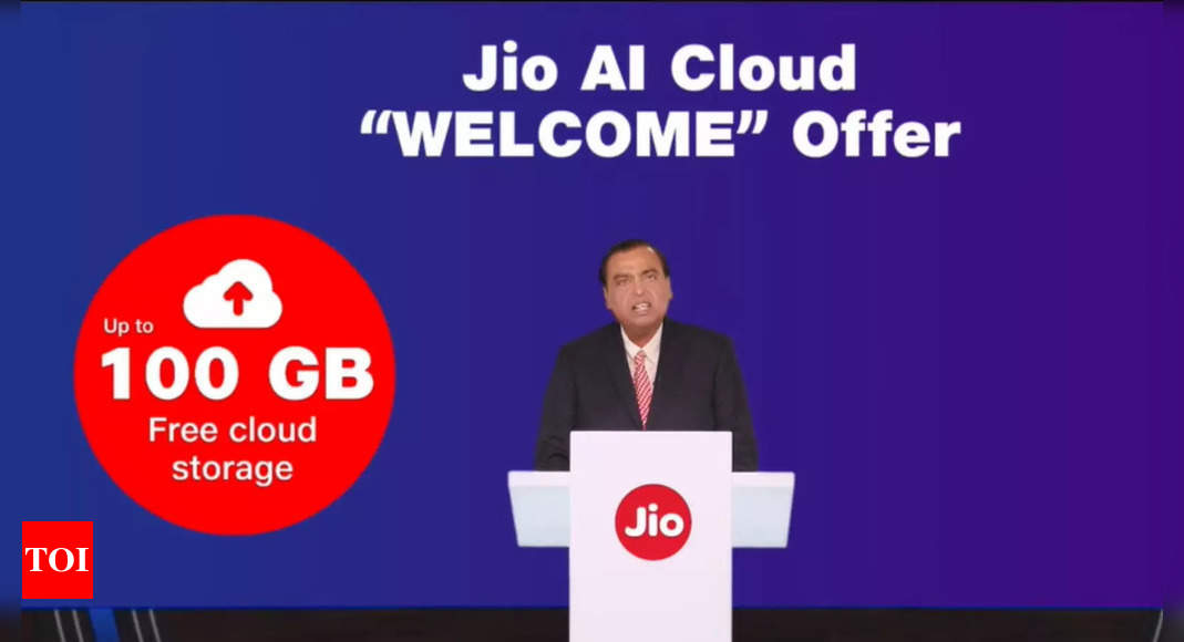 Reliance Jio's Complimentary 100GB Cloud Storage Could Challenge Google and Apple