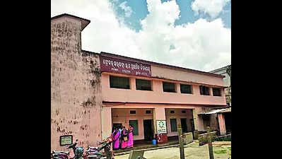 Plan for shops on 137-year-old govt school premises draws fire