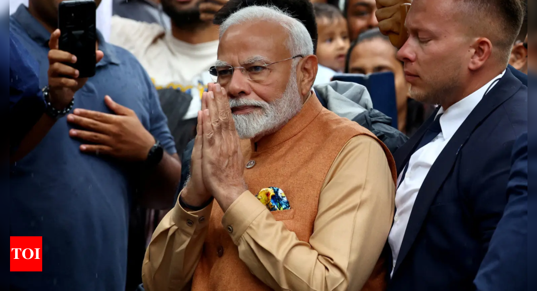 Modi to Visit Singapore for Bilateral Talks