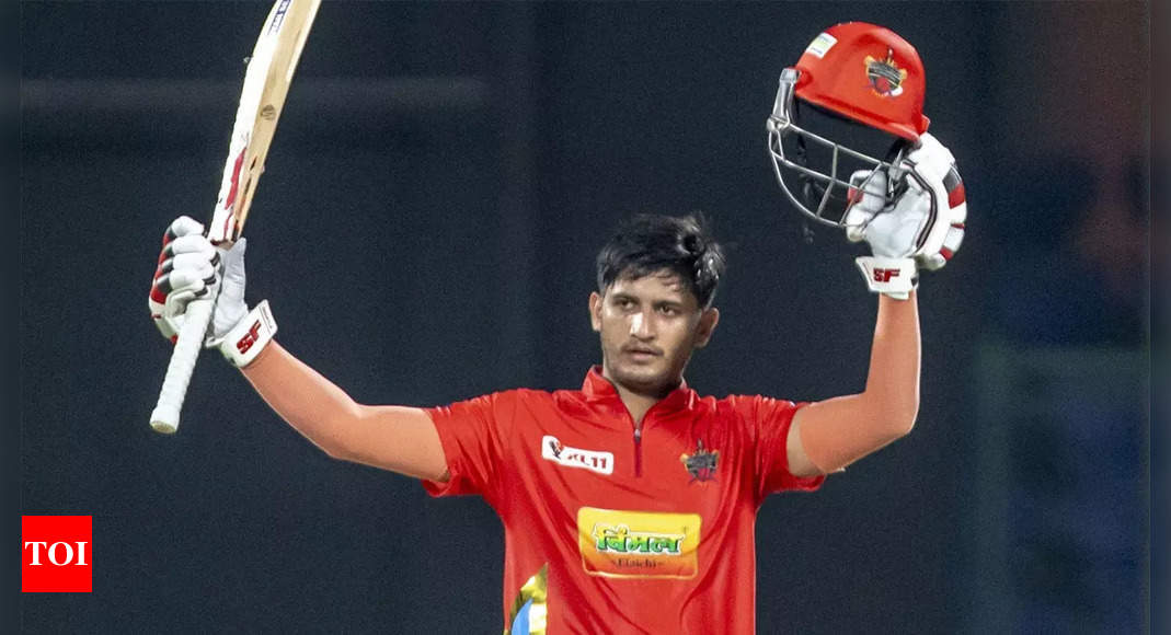 Priyansh Arya Aims for RCB in IPL