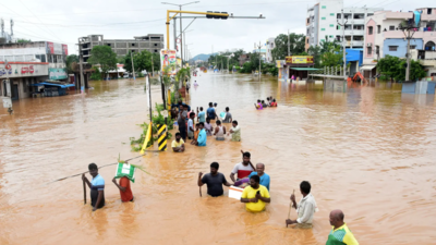 ITC donates food packets for flood relief