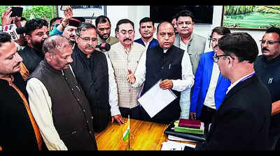 Oppn seeks no confidence motion against speaker, stages walkout
