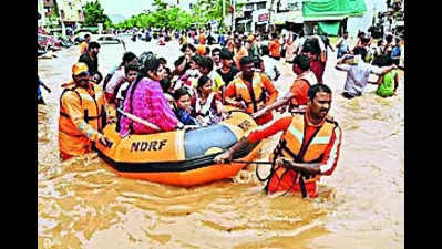 Water level in Budameru continues to paralyse life