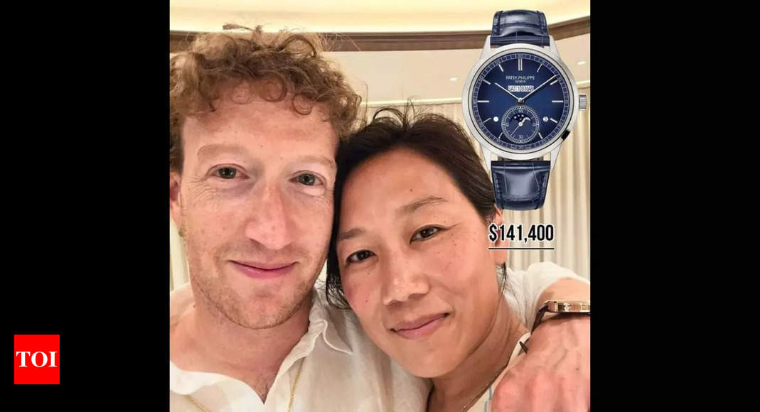 Mark Zuckerberg Shows Off Luxury Watch Selfie