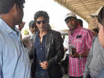 SRK, Tusshar leave for Dubai