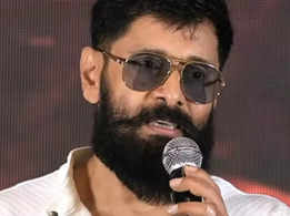 Did you know Vikram couldn’t see for 2-3 months after ‘Kasi’ shoot?