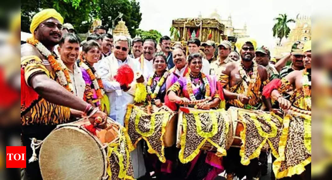 Karnataka Bans Smoking, Alcohol on Chamundi Hills