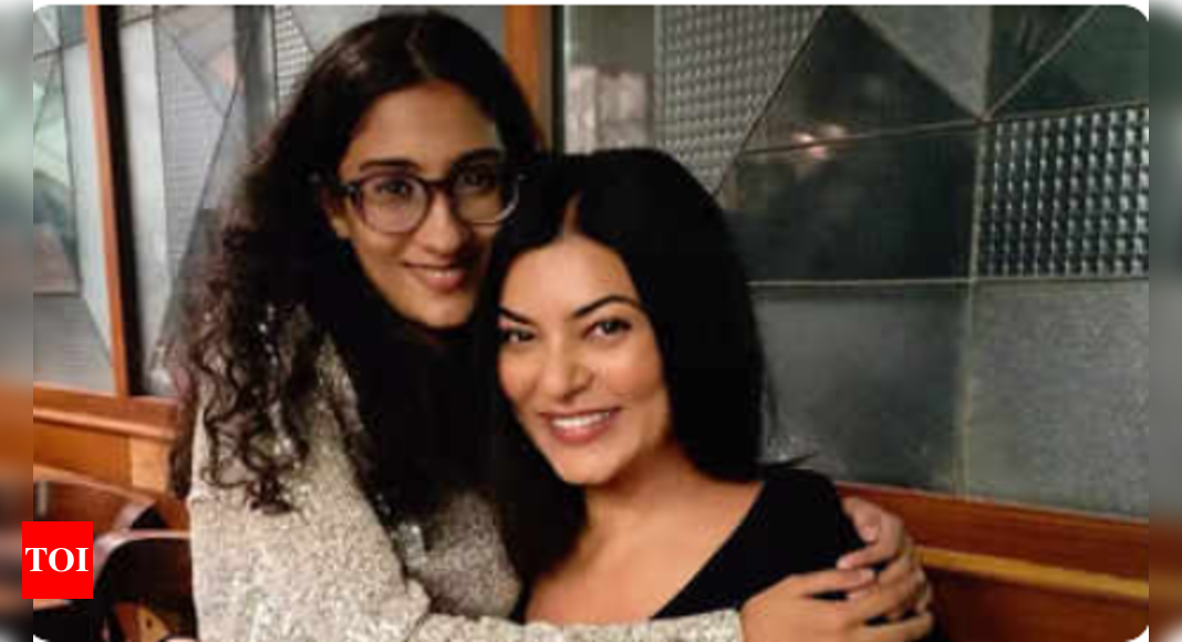 Sushmita Sen Celebrates Daughter's 25th Birthday