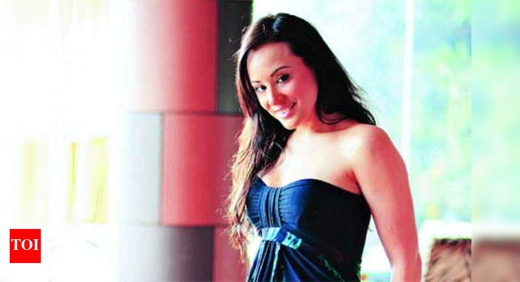 DJ Charlotte Devaney is in Hyderabad | Hindi Movie News - Times of India