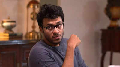 'Kabir Singh’ fame Soham Majumdar flies in Kolkata from Mumbai amidst the protests over RG Kar rape-murder; Joins mass demonstration with rumoured girlfriend Solanki Roy
