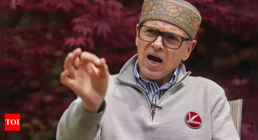 Omar Abdullah Criticizes Afzal Guru Execution