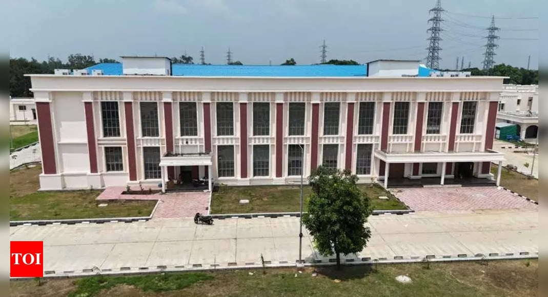 Vice President Dhankhar Inaugurates Sainik School in Gorakhpur