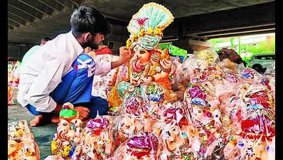 10-day Ganapati Mahotsav festivities start in city on notes of joy, devotion