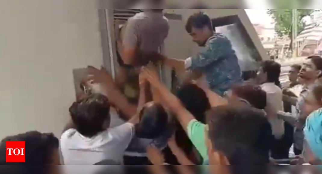 Brawl Among Loco Pilots Disrupts Vande Bharat Express