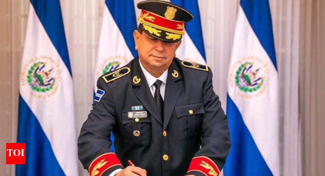 El Salvador police chief killed in helicopter crash
