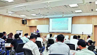 IIT launches training prog for sustainable bridge construction