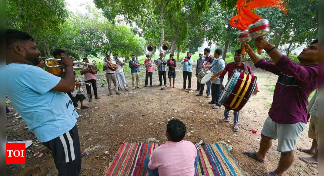 Why this Delhi band is struggling to find rehearsal space for Ramlila performances | Delhi News