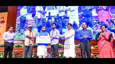 Govt hikes accidental death benefits for construction workers to ₹6 lakh