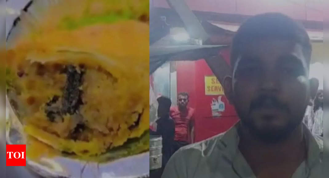 Frog Leg Found in Samosa at Ghaziabad Shop