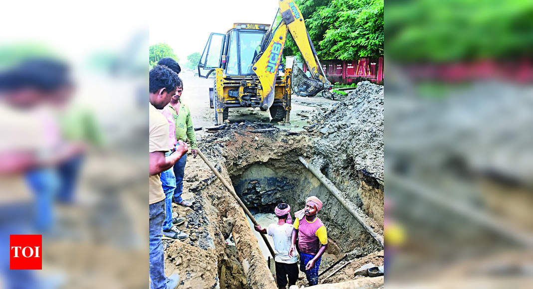 Heavy Rain Causes Road Closures Across India