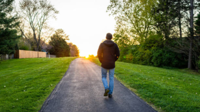 What is the ideal distance to walk everyday for all age groups?