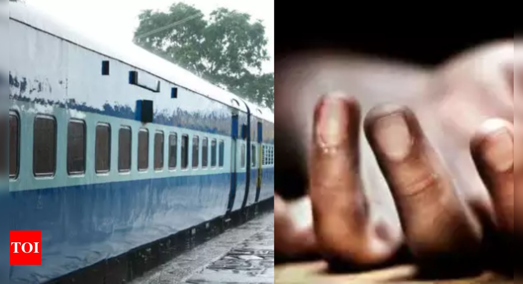 Railway Employee Beaten to Death on Train