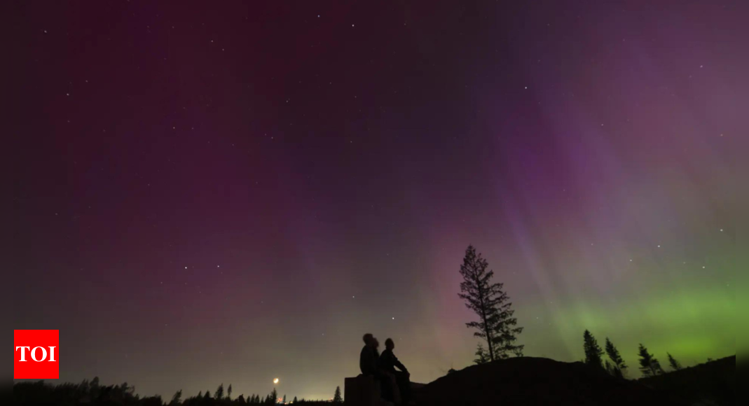 Solar storms may cause faint auroras overnight in parts of Northern Hemisphere – Times of India