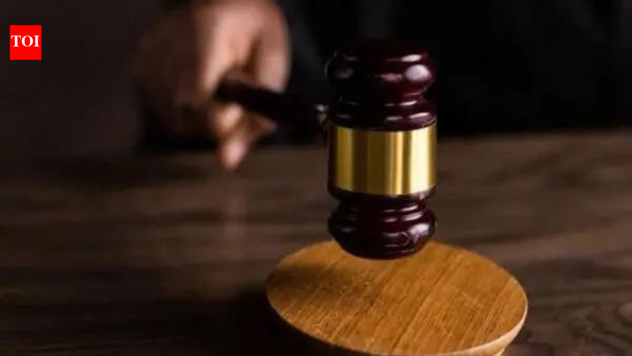 2020 Delhi riots: Court acquits 10 men of rioting, arson charges ...