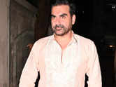 Arbaaz attends Malaika's father Anil Mehta's prayer meet