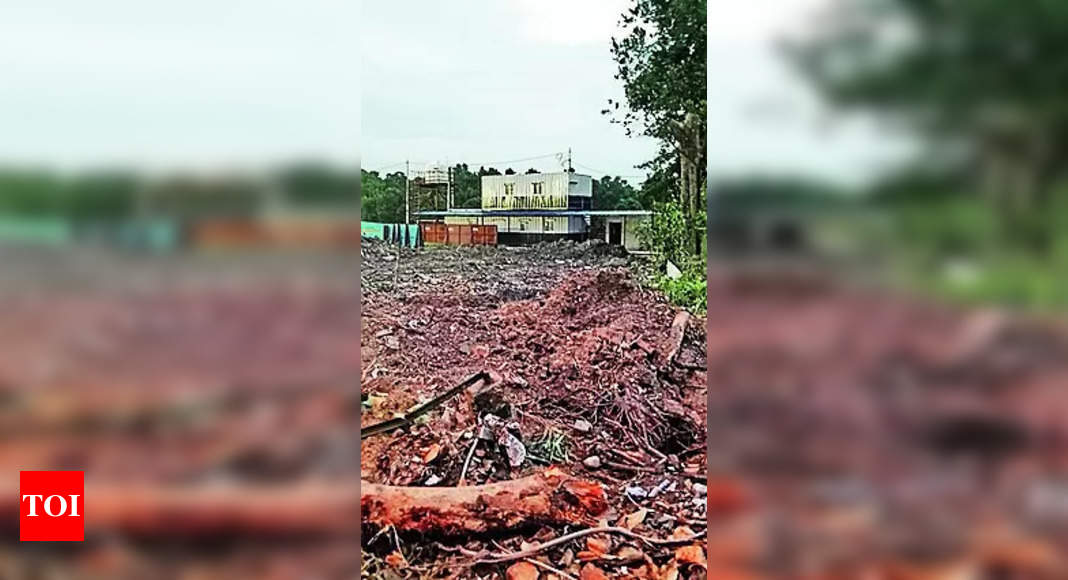 Supreme Court Halts Tree Felling in Kolkata Metro Project