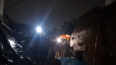 Building collapses in Meerut’s Zakir Colony, several feared trapped