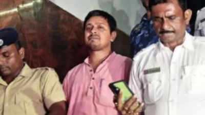 Threat on tape: DYFI functionary arrested for allegedly plotting to attack doctors' in Kolkata