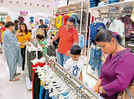 Pujo shoppers return to Kolkata markets