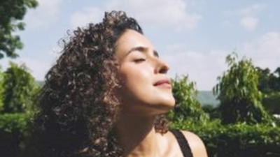 Sanya Malhotra flaunts her beautiful curls in sunkissed pictures