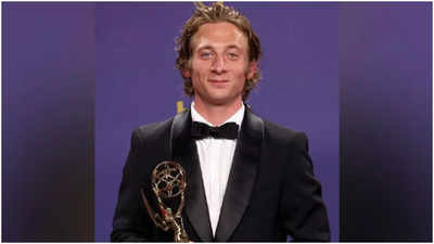 Jeremy Allen White wins second consecutive Emmy for 'The Bear,' thanks co-stars in heartfelt speech