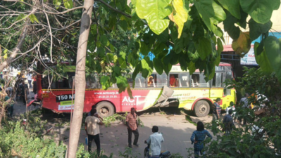 Autorickshaw driver crushed to death as MTC bus topples on his vehicle in Chennai