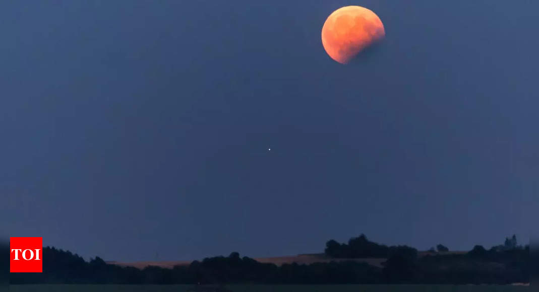 Lunar Eclipse 2024: When and Where to see it? Visibility in India, Safety tips on how to watch it? – Times of India