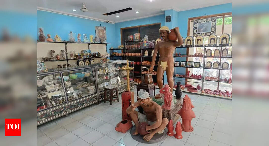 Goan handicrafts to go online, facelift for emporiums | Goa News ...