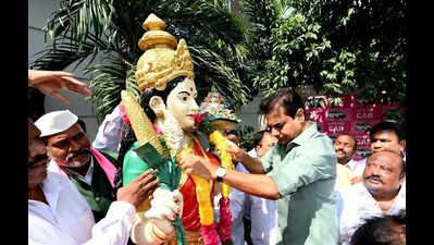 Fight against Nizam’s rule was for self-respect of T people: Revanth