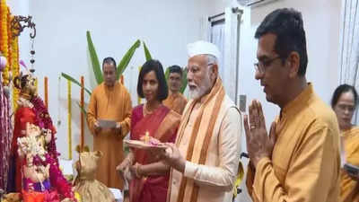 Citing Tilak, PM Modi defends presence at CJI's Ganesh puja