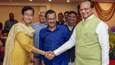 Delhi gets its 3rd woman CM as Arvind Kejriwal hands charge to Atishi