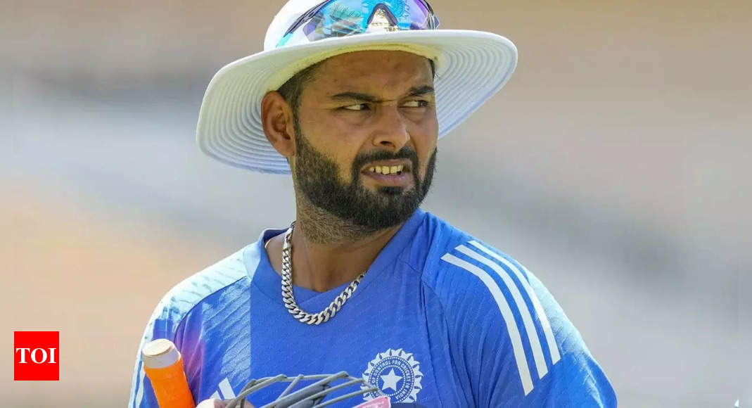 Ex-India cricketer warns in opposition to overloading Rishabh Pant after lengthy hiatus submit main automobile accident – Instances of India