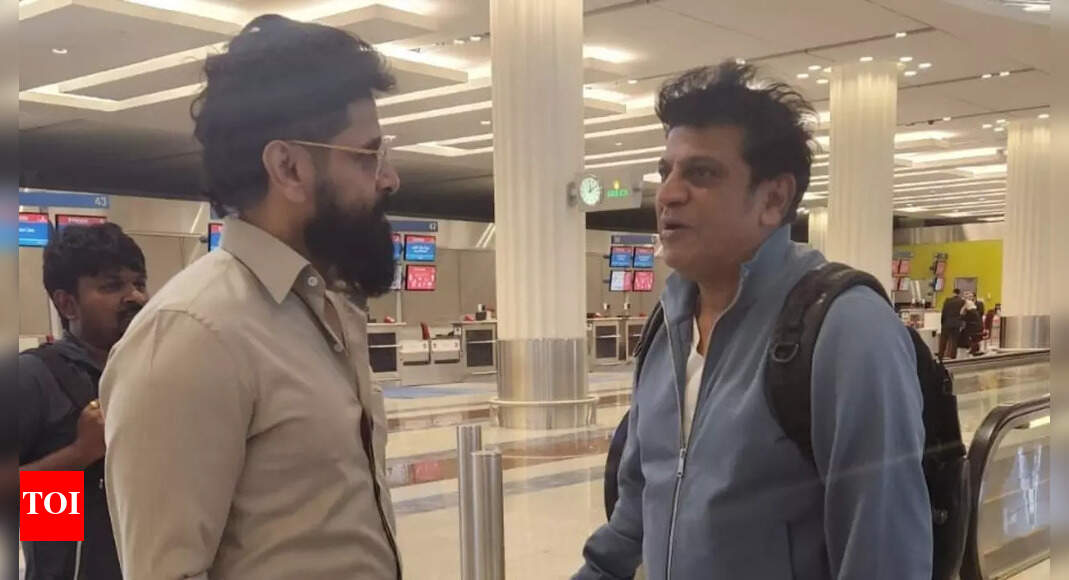 Chiyaan Vikram and Shiva Rajkumar share a candid moment at the airport ...