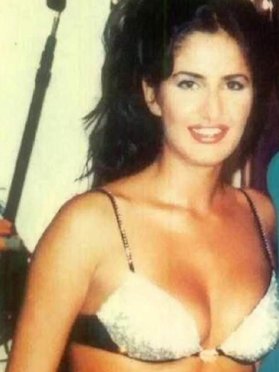 9 Bollywood Stars Who Started Their Career With A FLOP