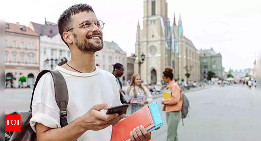 Studying Abroad in 2024-25: Emerging Trends and Opportunities for Indian Students